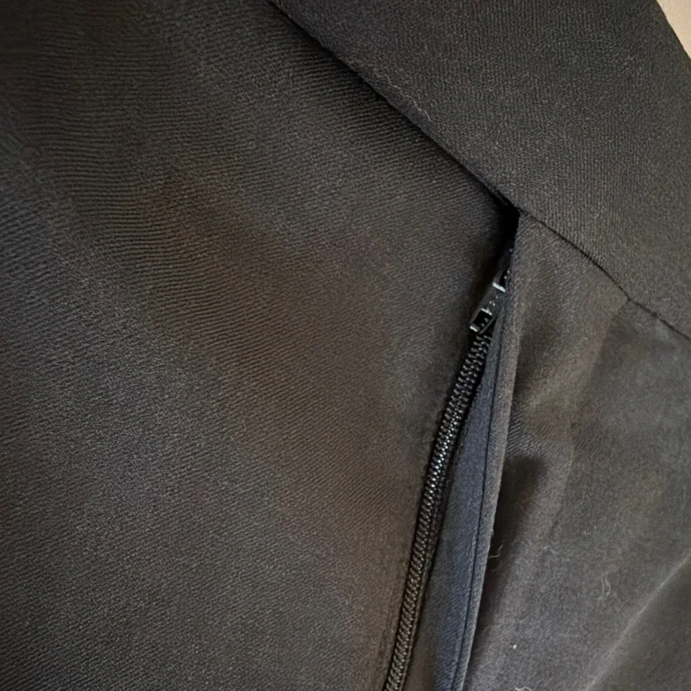 Banana Republic Men's 44x32 Black Super 120s Wool Italian Flat Front Dress Pants